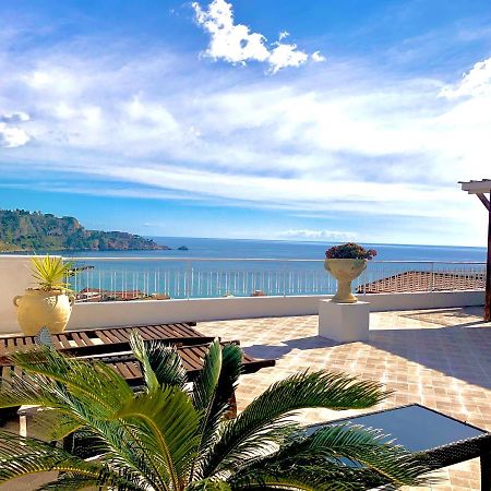 Panoramic Taormina Bay View Apartamento Exterior foto